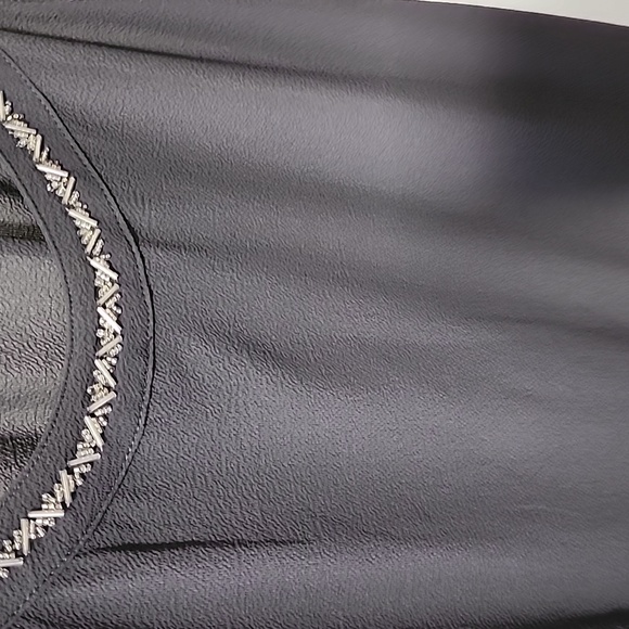 Torrid Grey Crepe Halter Tunic - Picture 9 of 10